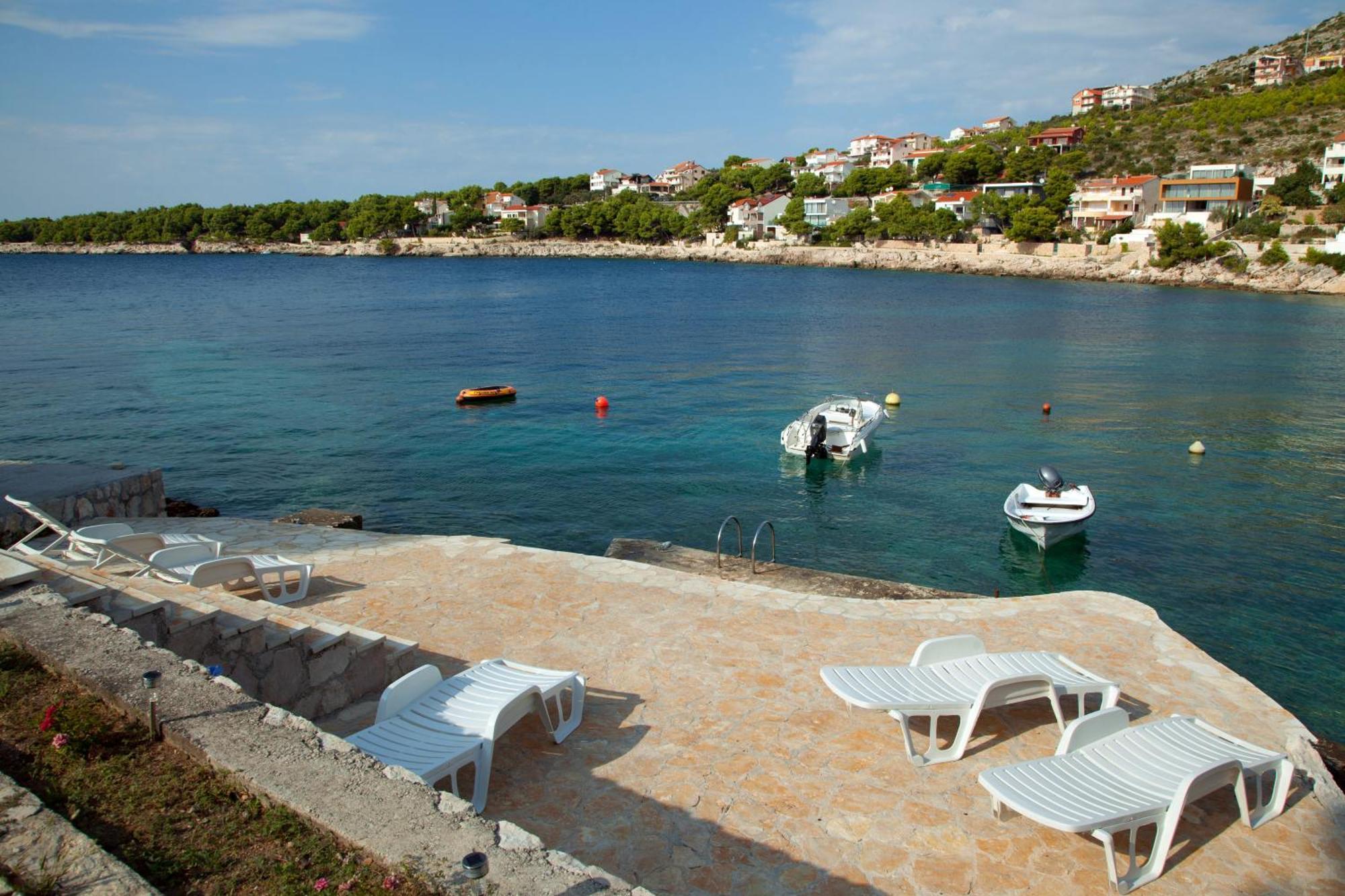 Apartments By The Sea Bilo, Primosten - 4191 Εξωτερικό φωτογραφία